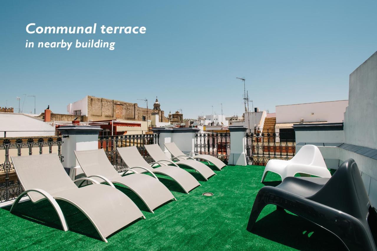 Hostly Rivero 2A Center Loft-Fibre-Communal Terrace-Parking Optional-Cless 세비야 외부 사진
