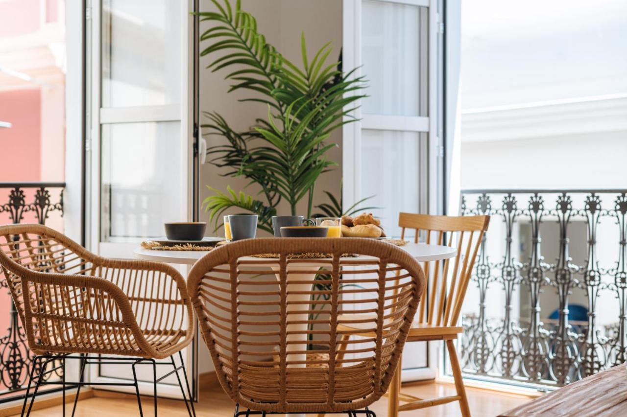 Hostly Rivero 2A Center Loft-Fibre-Communal Terrace-Parking Optional-Cless 세비야 외부 사진